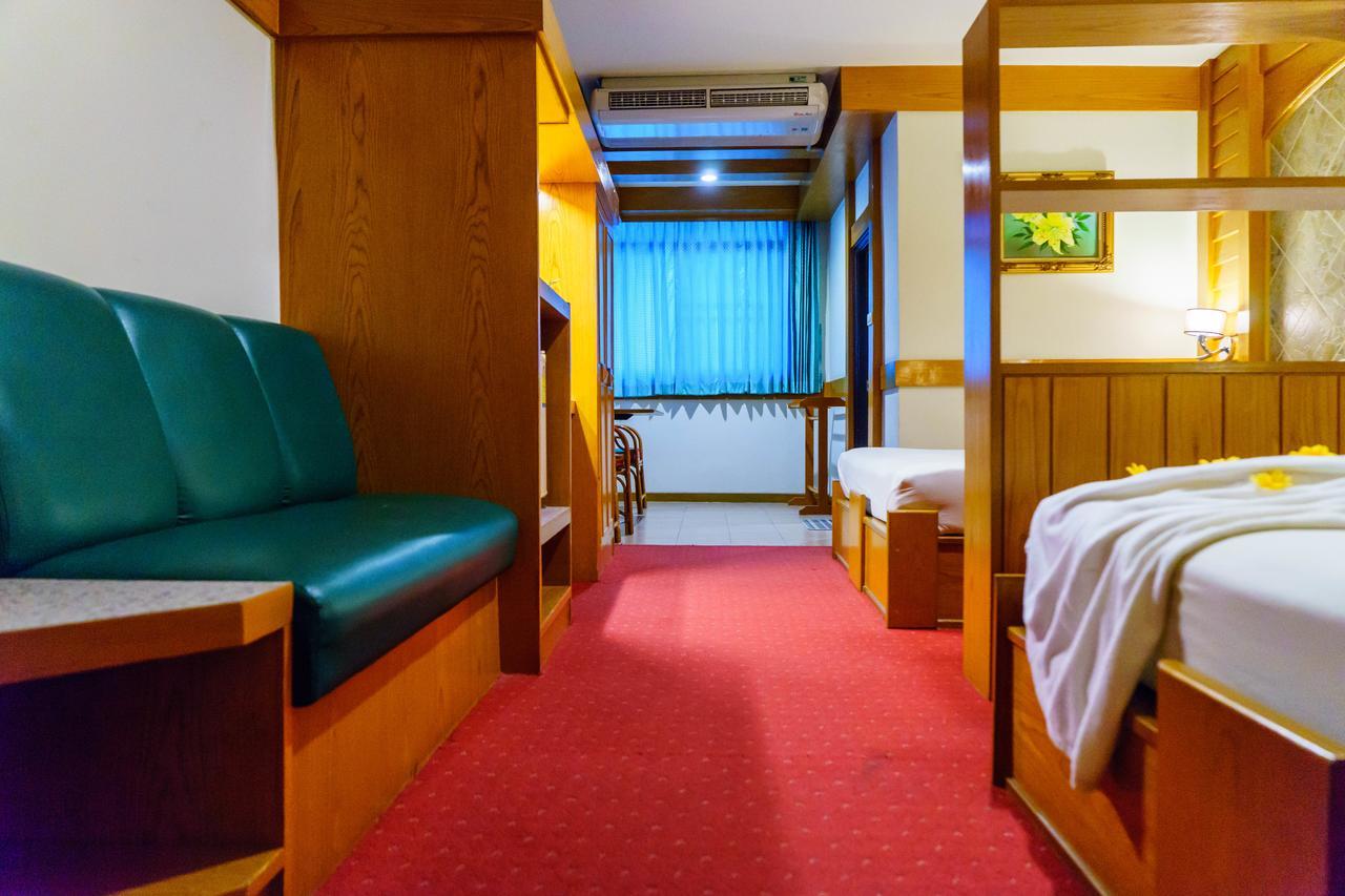 Siri Hotel Nakhon Ratchasima Bagian luar foto
