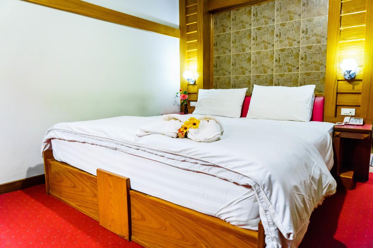 Siri Hotel Nakhon Ratchasima Bagian luar foto