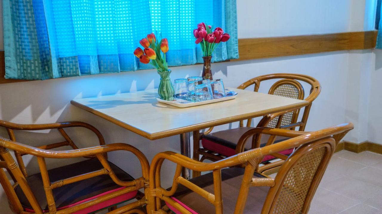 Siri Hotel Nakhon Ratchasima Bagian luar foto