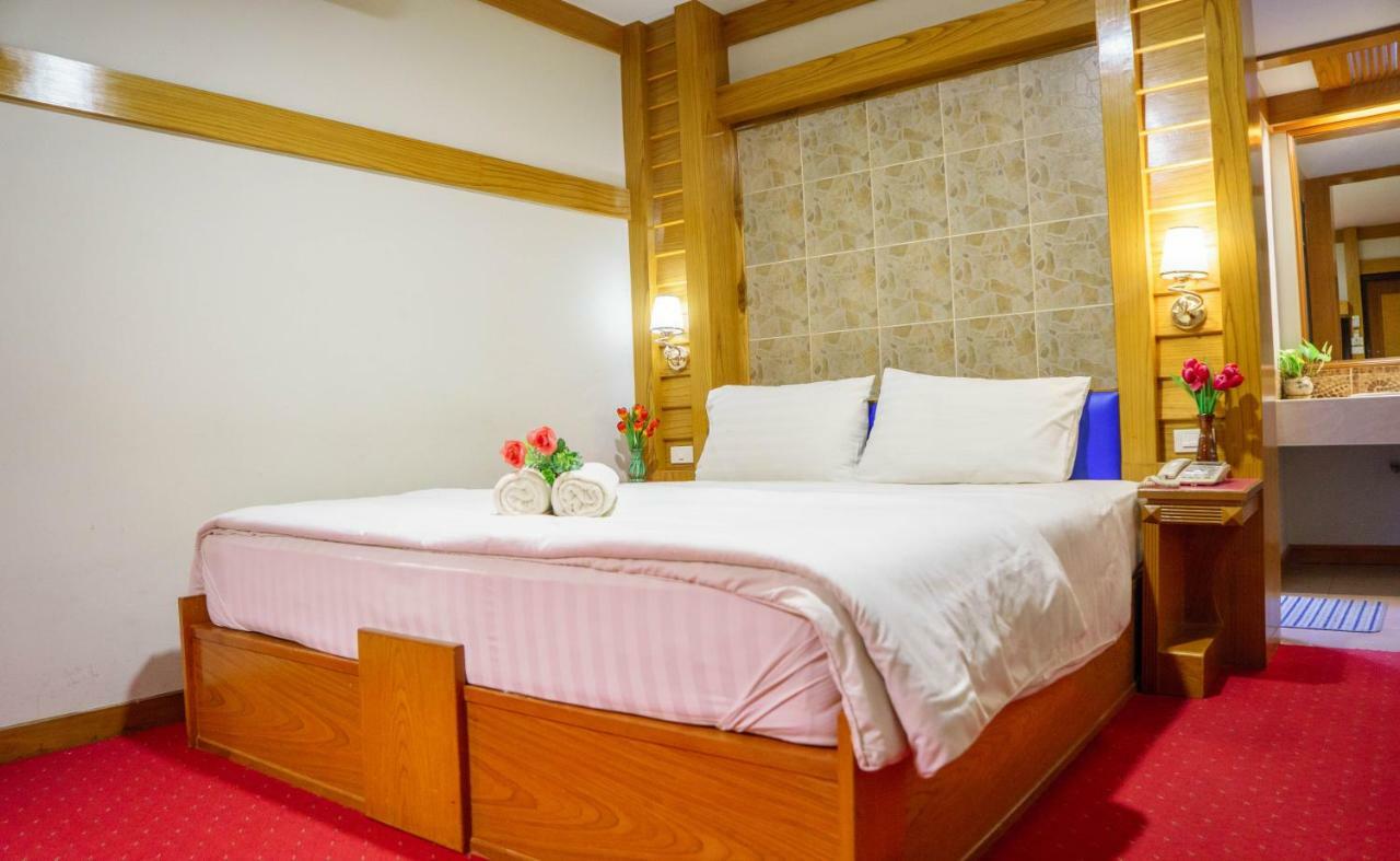 Siri Hotel Nakhon Ratchasima Bagian luar foto